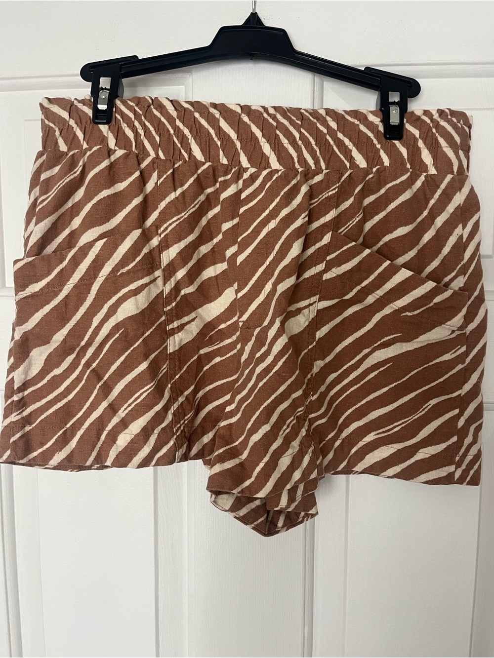 A New Day High-Waist Zebra-Print Linen Blend Pull-On Shorts - Picture 2 of 7